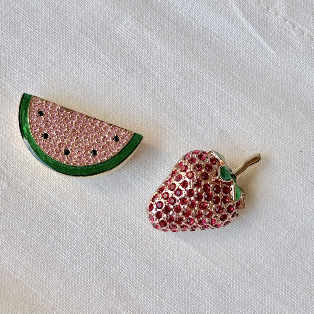 Two Carolee Fruit Brooches – Timeless Elegance & Classic Sophistication